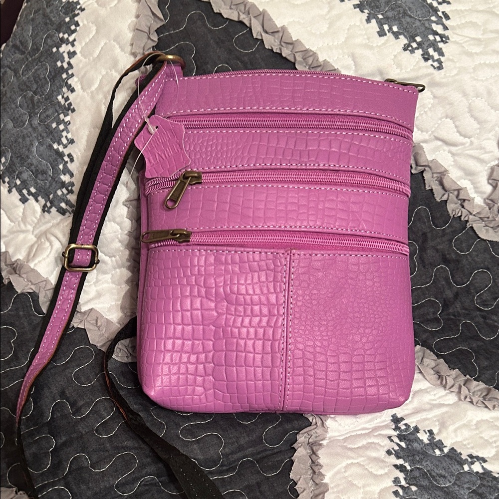 Chic Purple Textured Crossbody Bag